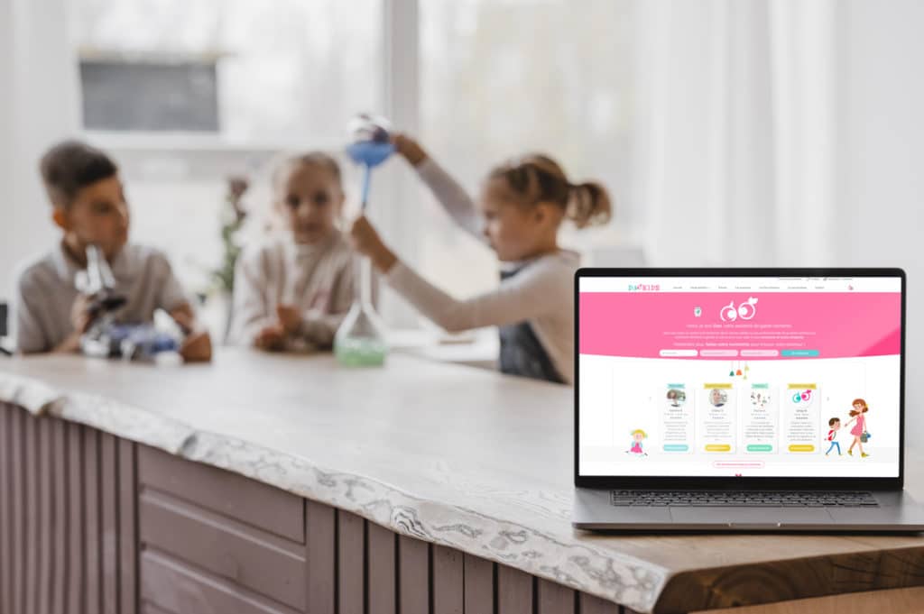 Refonte site e-commerce de petites annonces garde d'enfant Dookids